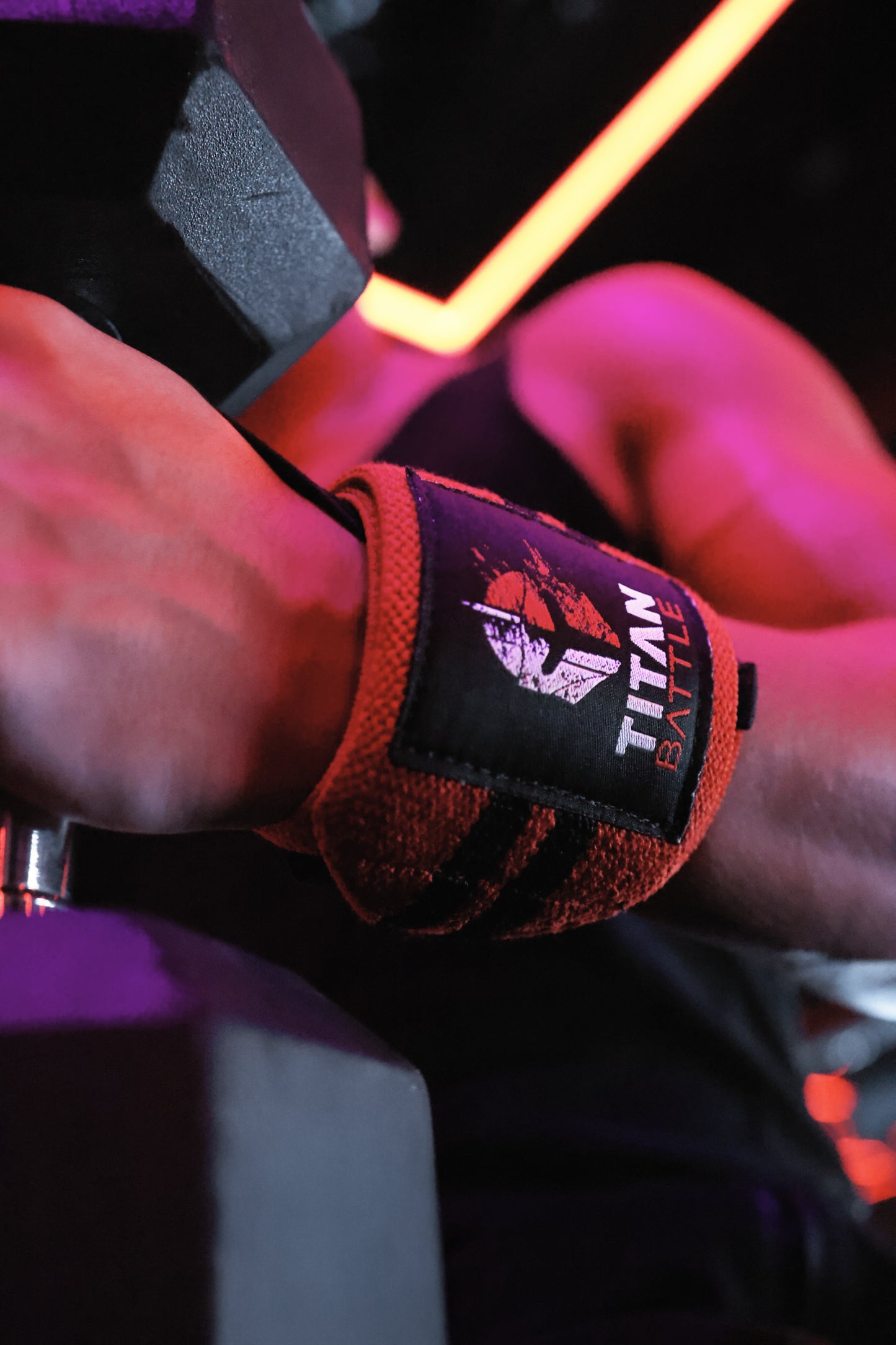 Titan Wrist Wraps – Red & Black